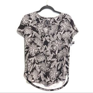 NWT LOFT gray flower keyhole neck top XS